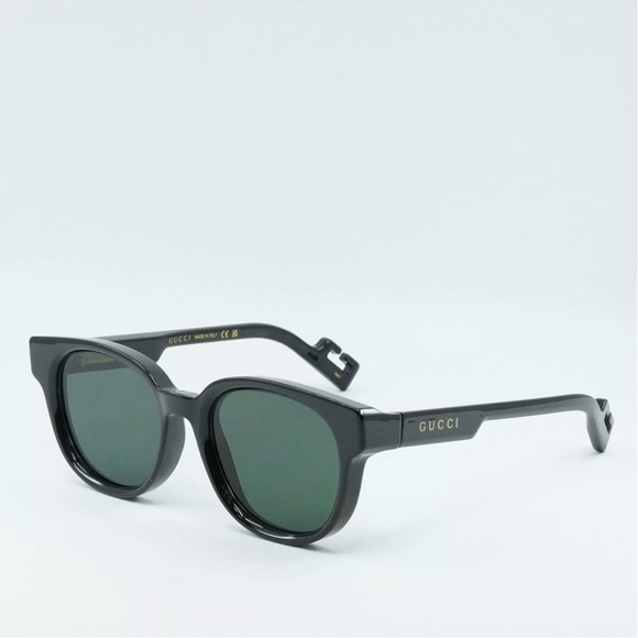 Gucci sunglasses, opened and worn once! PERFECT CONDITION - Picture 3 of 4